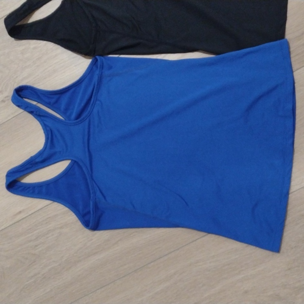 Bundle Of Three Active Wear Compression Tank Tops… - image 8